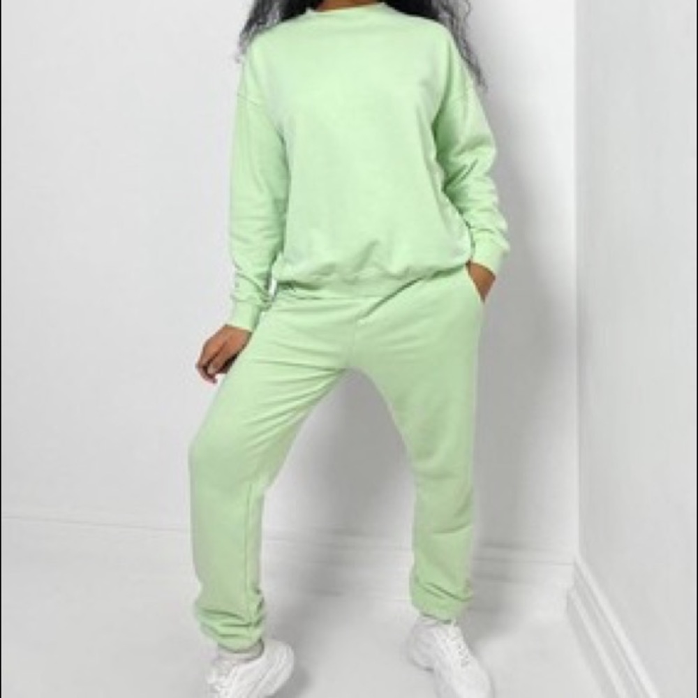 Missguided Lime Washed Sweatshirt And Joggers Co Ord Set